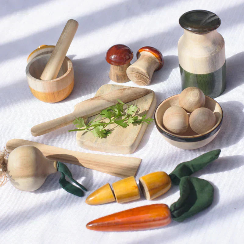 Pretend Play Toys for Winter & Holiday Months