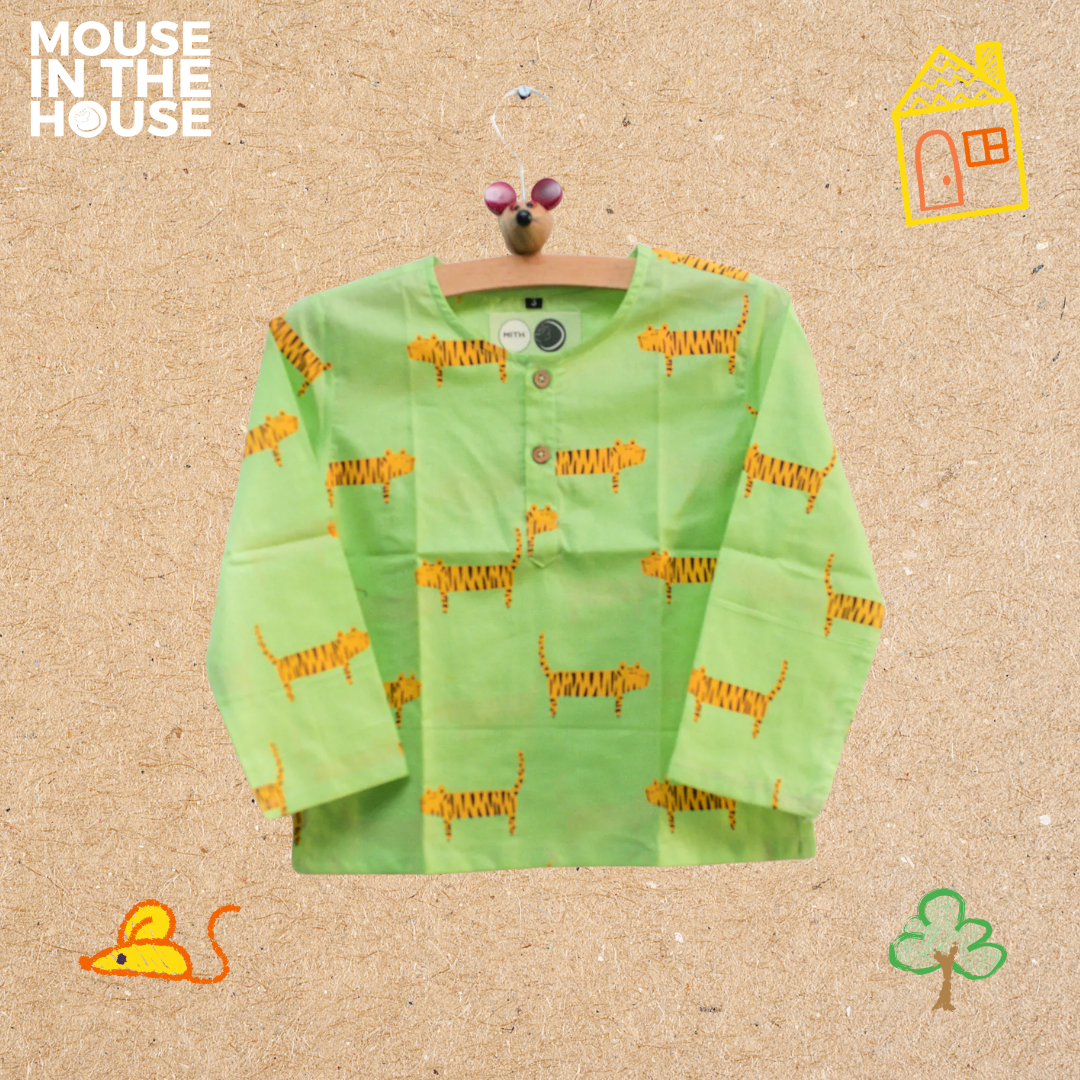 Augustus Tiger (Green)- Unisex Nightdress