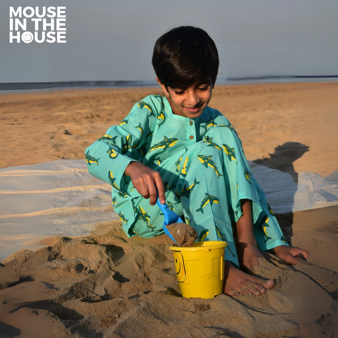 Giant Shark- Unisex Nightdress