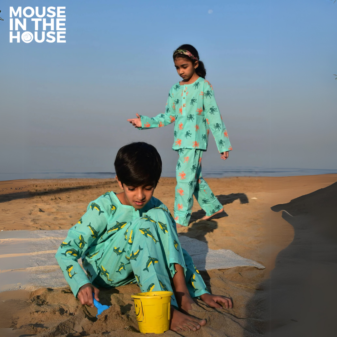 Giant Shark- Unisex Nightdress