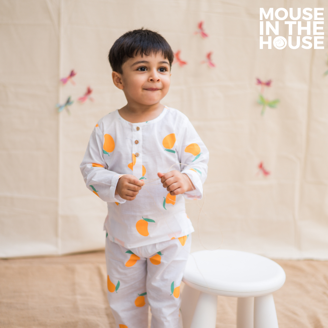 A Juicy Mango- Unisex Nightdress (White)