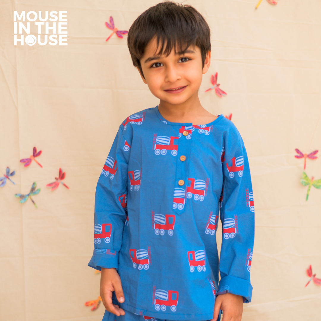 Whirly Cement Mixer (Blue)- Unisex Nightdress