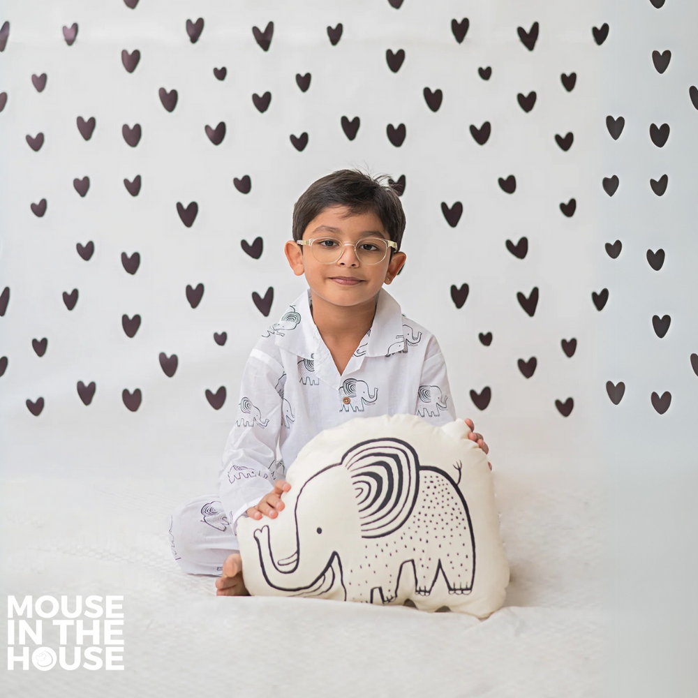 A Stomping Elephant- Unisex Nightdress thumbnail 5