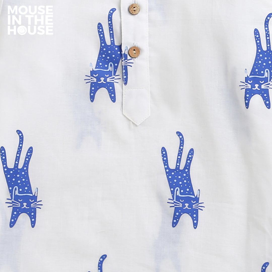 A MAGNIFICIENT CAT- UNISEX NIGHTWEAR (Blue)