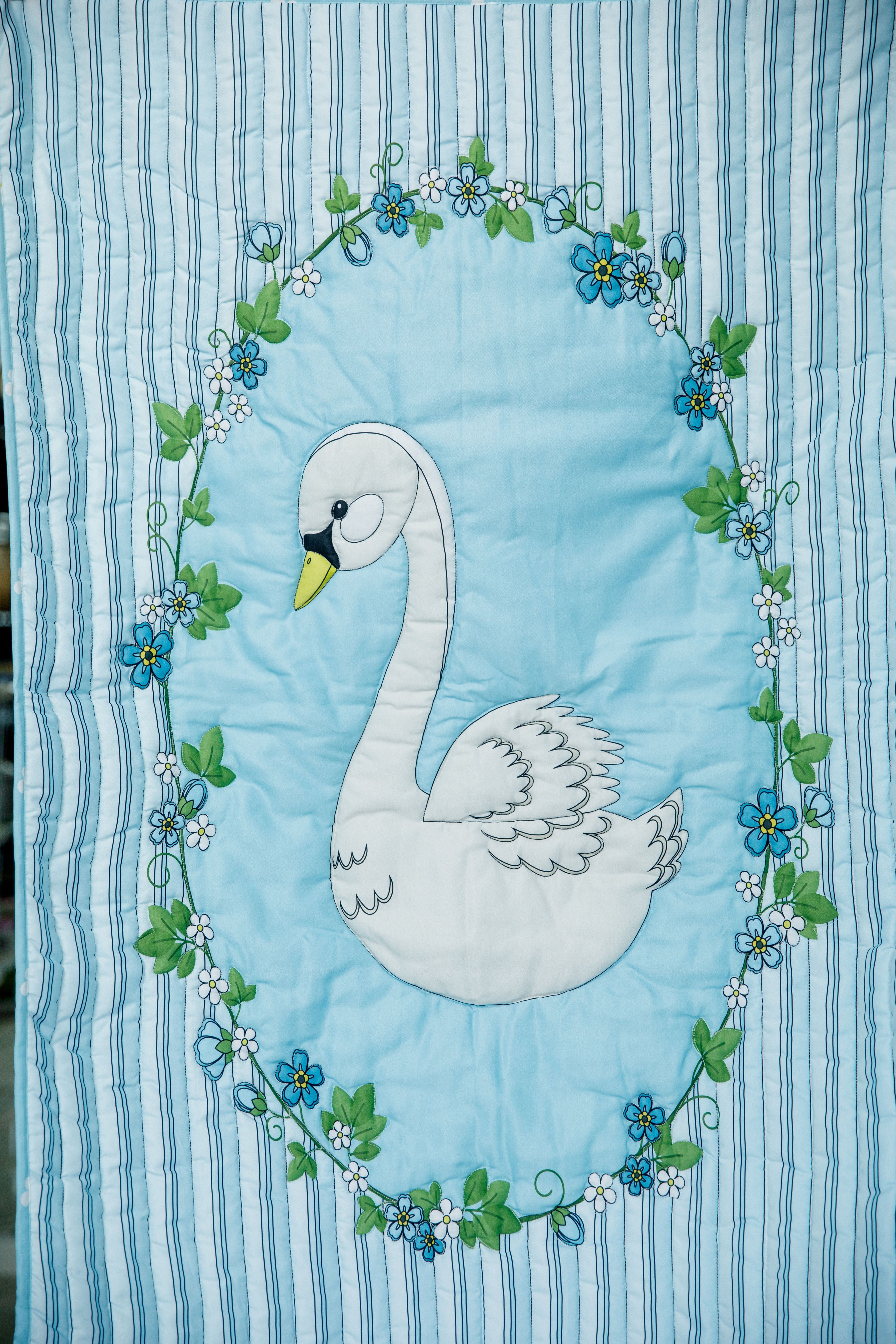 PRE ORDER | Serene Swan Quilt